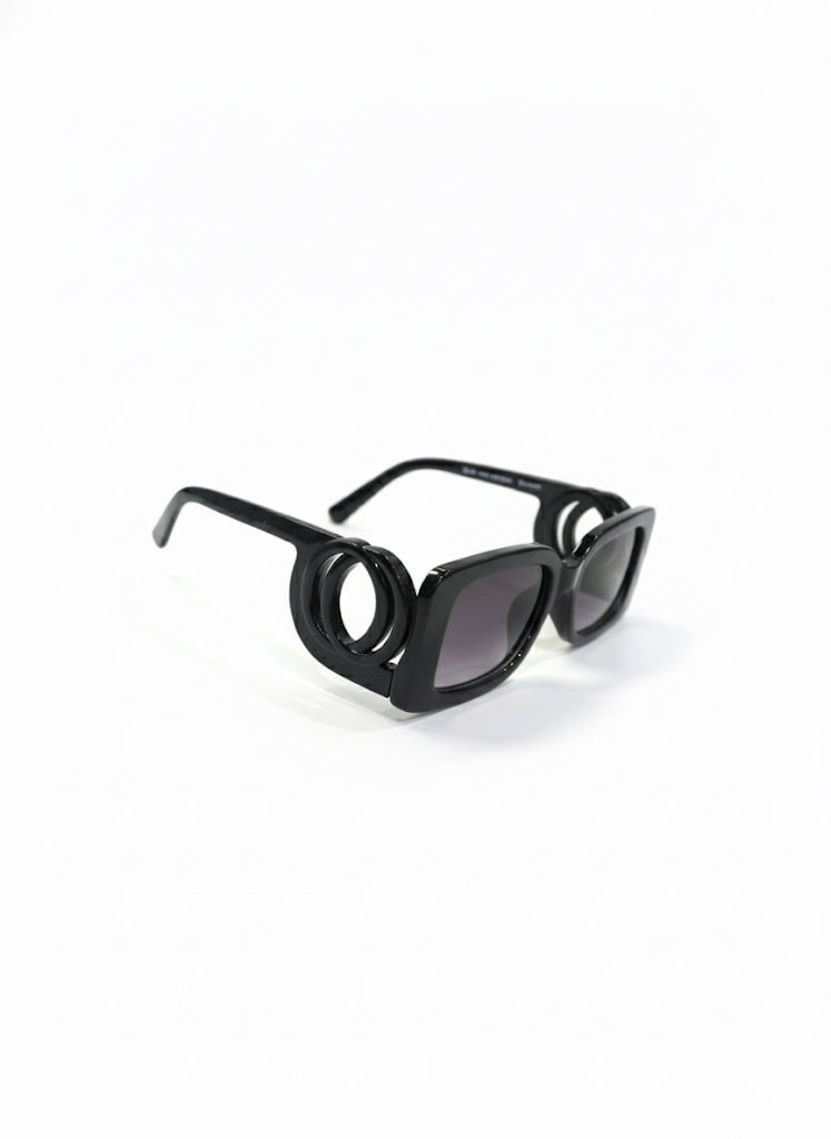 FS44 2009  Unique Sculptural Black Frame Sunglasses