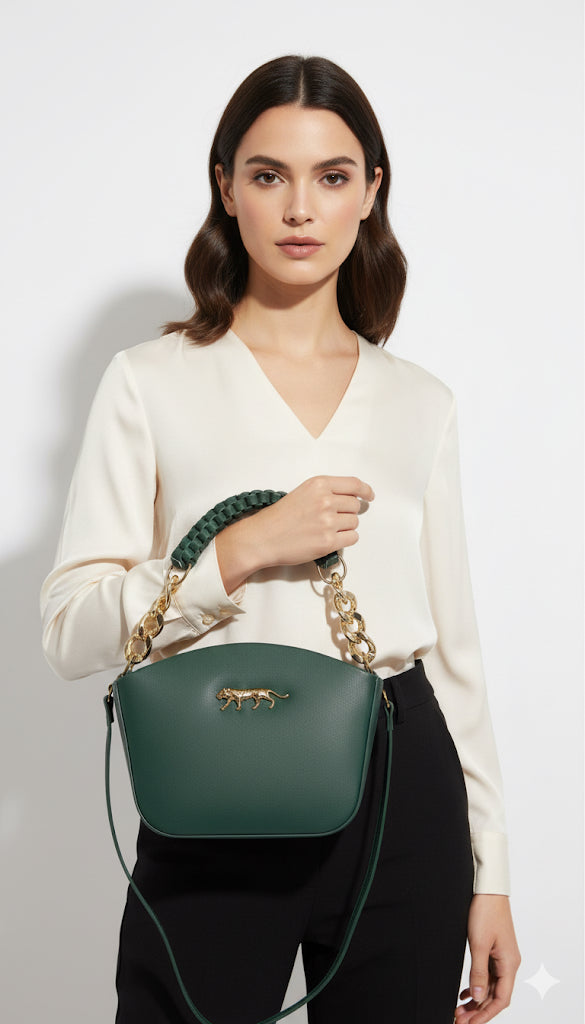 Fs44 1142 Emerald Green Tiger Emblem Shoulder Bag